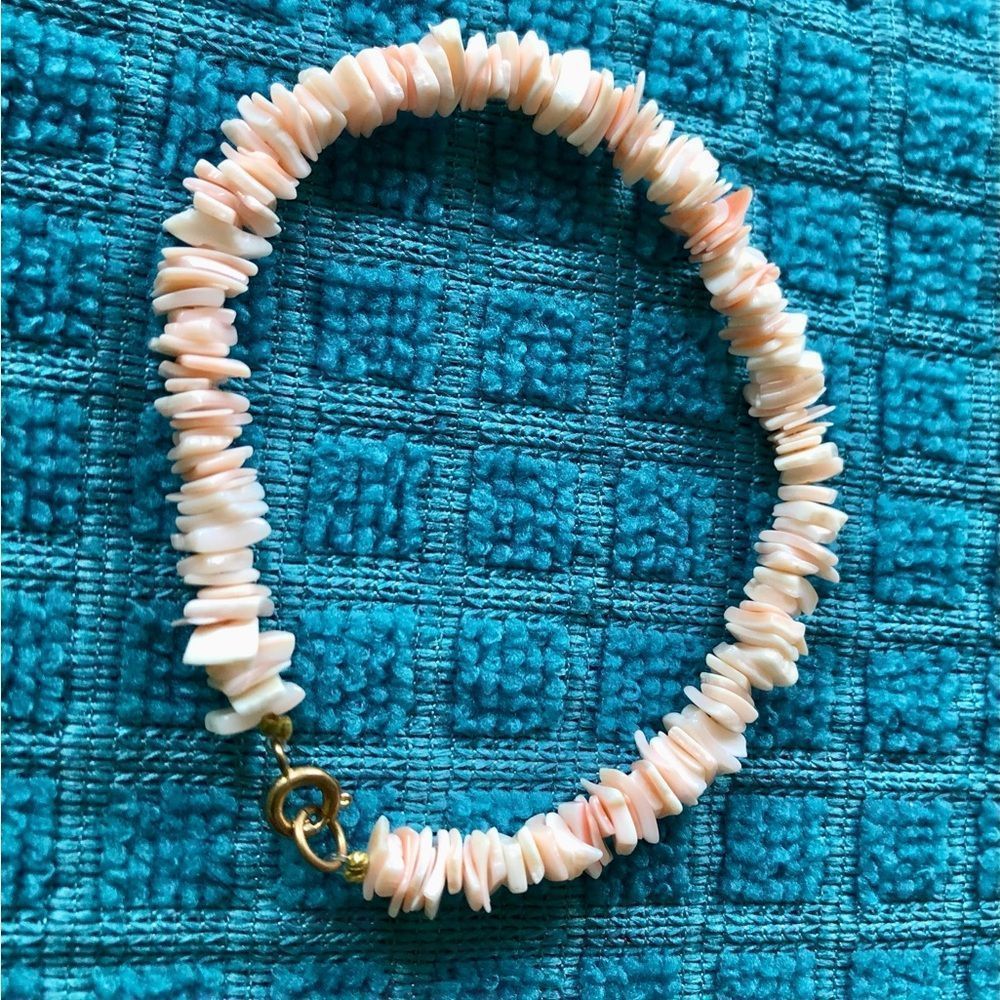 Shell 7 1/2” bracelet - Picture 3 of 5